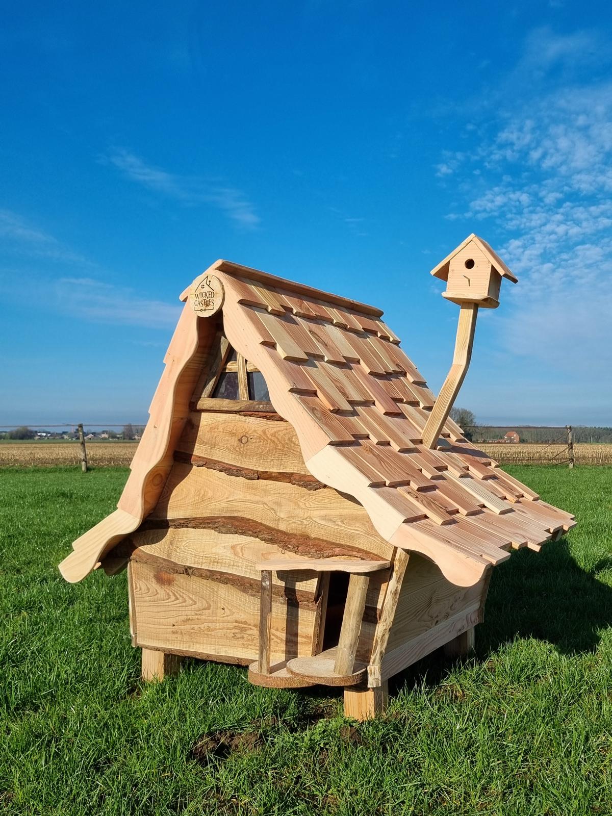 Kippenvilla met nachthok